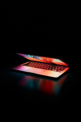 Välja rätt gamingdator - laptop eller stationär?